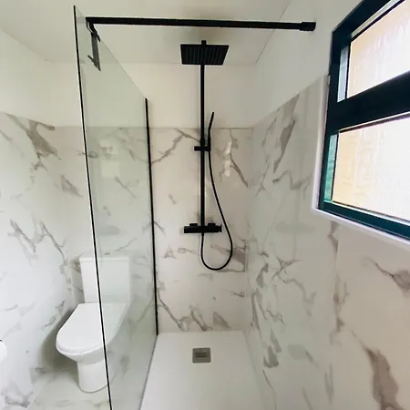 Dani House - Escape Porto Moniz