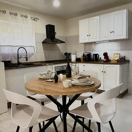 Dani House - Escape Vakantiehuis Porto Moniz